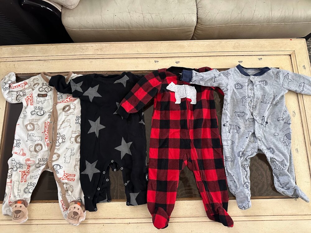 Baby Boys Onesies Bundle 6 Months - Animal Prints & Stars
